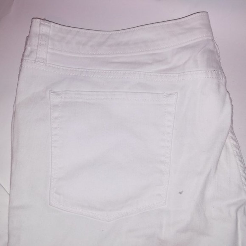 Merona Jeans Womens Size 18 White Modern Straight Mid Rise Slim Hip & Thigh - Picture 4 of 13